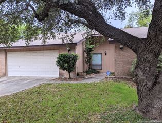 8335 ATHENIAN, Universal City, TX 78148