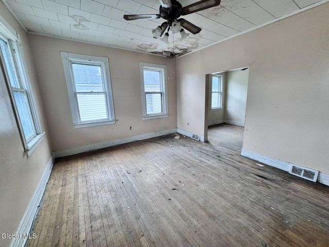 49 Van Buren Avenue, Ravena, NY 12143