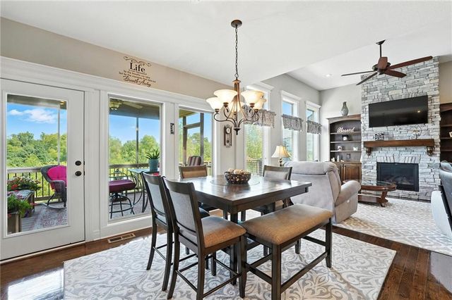 512 Sycamore Road, Greenwood, MO 64034