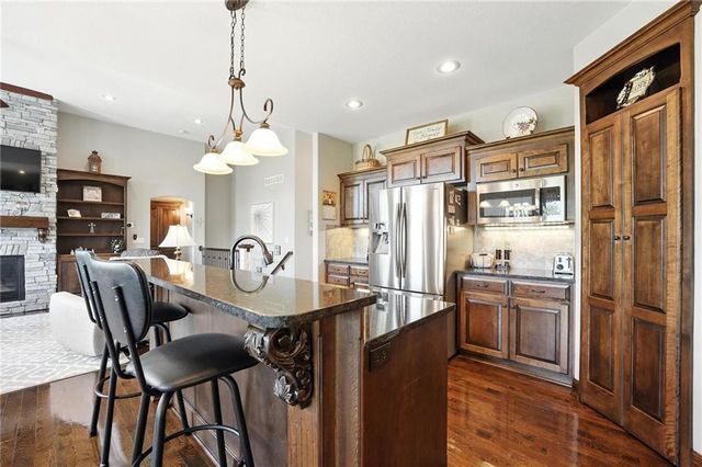 512 Sycamore Road, Greenwood, MO 64034