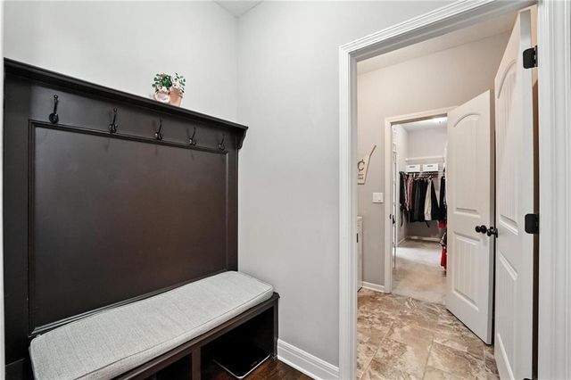 512 Sycamore Road, Greenwood, MO 64034