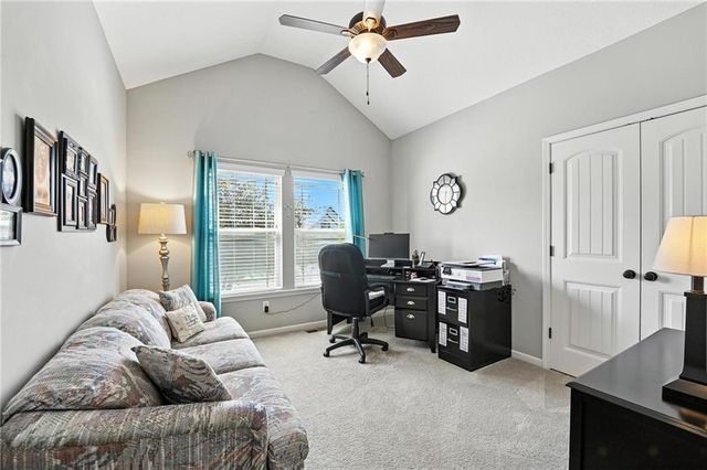 512 Sycamore Road, Greenwood, MO 64034