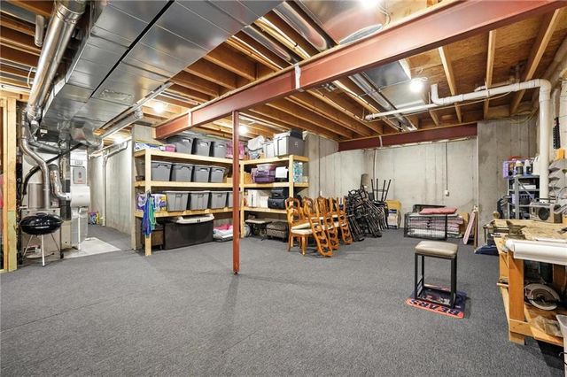 512 Sycamore Road, Greenwood, MO 64034