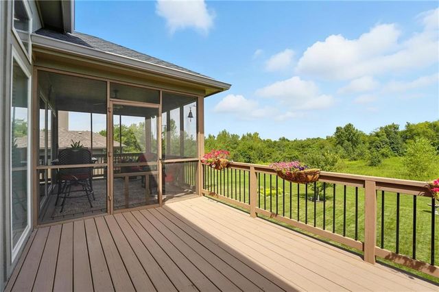 512 Sycamore Road, Greenwood, MO 64034