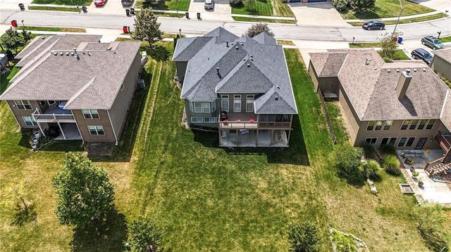 512 Sycamore Road, Greenwood, MO 64034