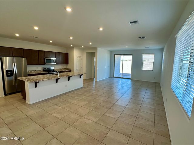 37520 W Patterson Street, Maricopa, AZ 85138