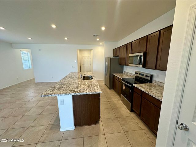 37520 W Patterson Street, Maricopa, AZ 85138