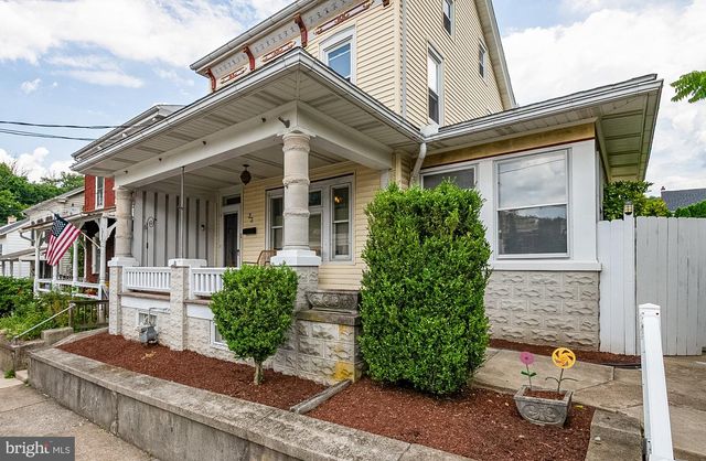 33 MAIN ST, Mohnton, PA 19540