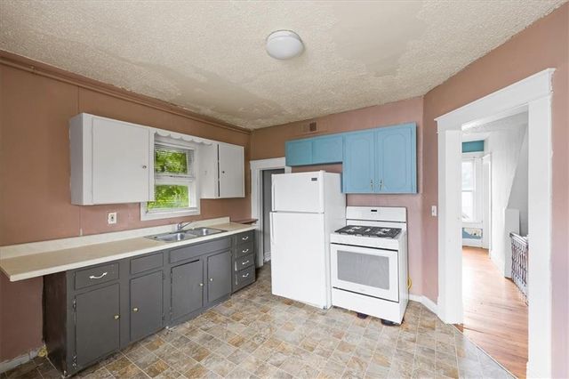 743-745 Tauromee Avenue, Kansas City, KS 66101