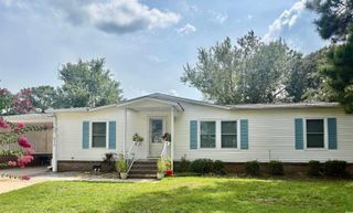 915 Grand Strand Trail, Murrells Inlet, SC 29576