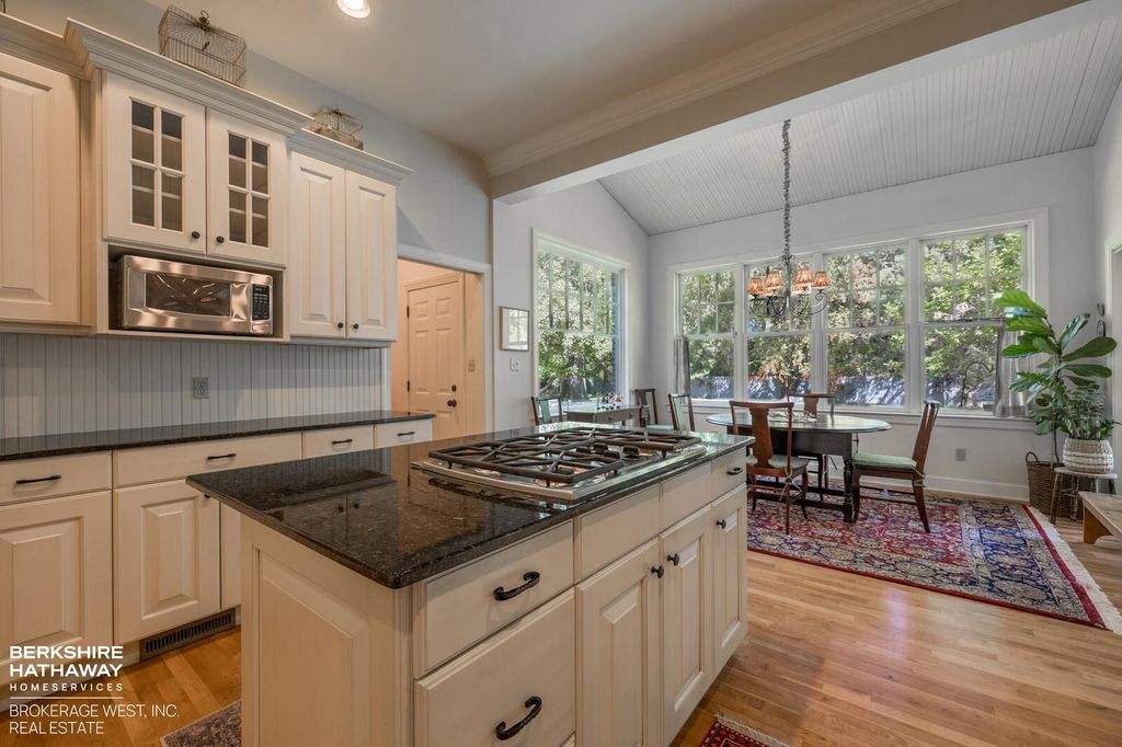 1207 Sunshine Ave, Cody, WY 82414 photo 4