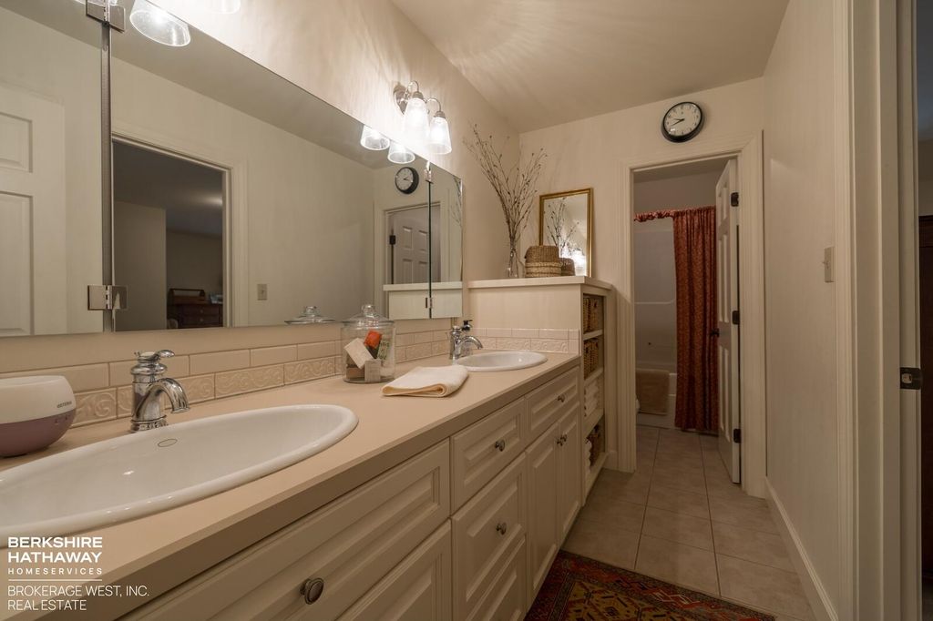 1207 Sunshine Ave, Cody, WY 82414 photo 35