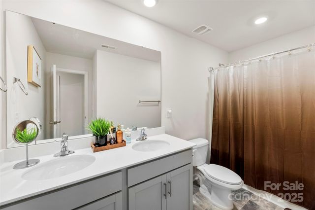 7585 Stonehouse Drive, Gastonia, NC 28056