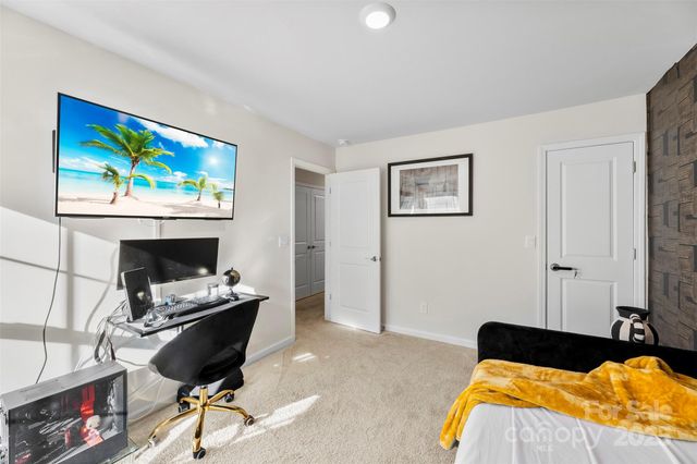 7585 Stonehouse Drive, Gastonia, NC 28056