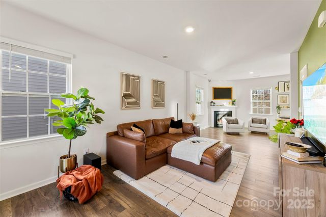 7585 Stonehouse Drive, Gastonia, NC 28056