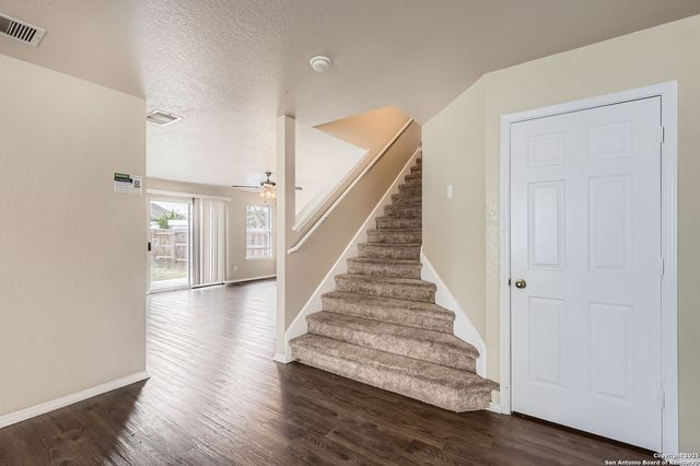 8859 Kestrel Oak, Converse, TX 78109