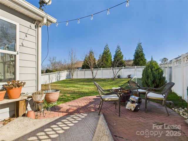 13820 Netherton Lane, Charlotte, NC 28269