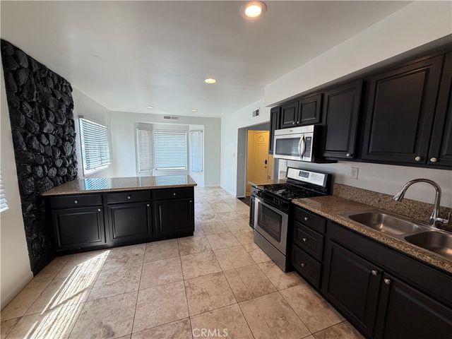 636 N Lamer Street, Burbank, CA 91506