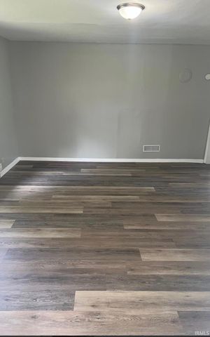 408 W Centennial Avenue, Muncie, IN 47303