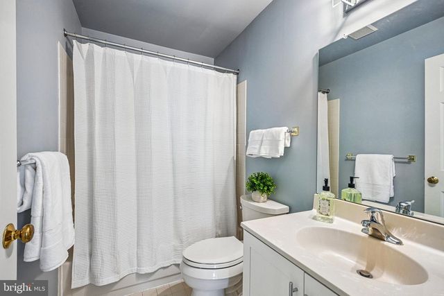 175 HUNTER CT, Ambler, PA 19002