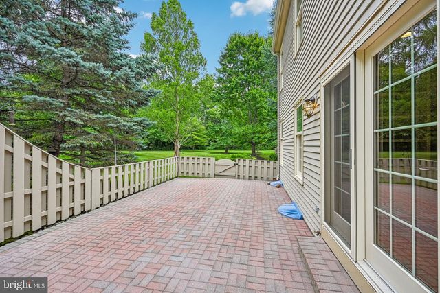 175 HUNTER CT, Ambler, PA 19002