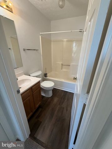 402 SHAW CT, Fredericksburg, VA 22405