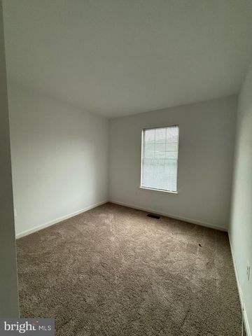 402 SHAW CT, Fredericksburg, VA 22405