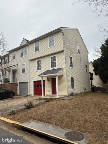 402 SHAW CT, Fredericksburg, VA 22405