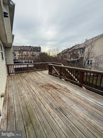 402 SHAW CT, Fredericksburg, VA 22405