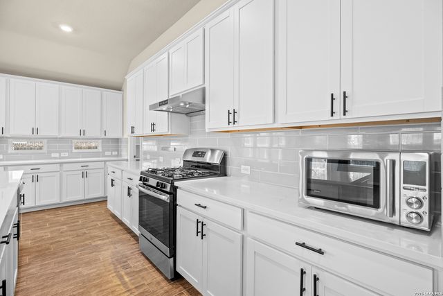 15227 Maskette, San Antonio, TX 78245