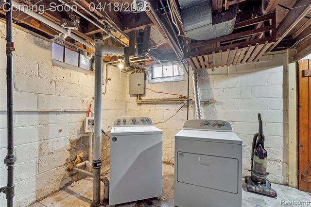 20121 Mitchell Street, Detroit, MI 48234