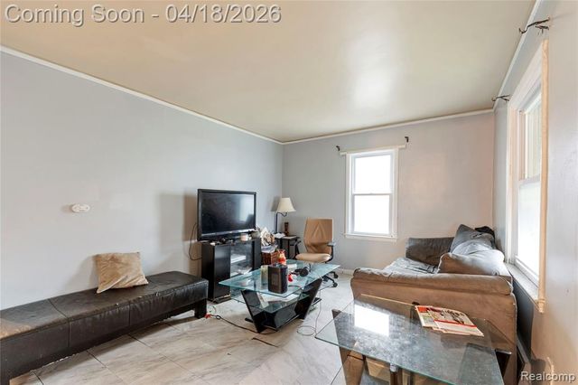 20121 Mitchell Street, Detroit, MI 48234