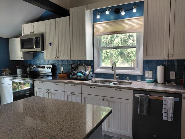 3751 E Townline Lake Road, Harrison, MI 48625