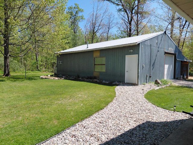 3751 E Townline Lake Road, Harrison, MI 48625