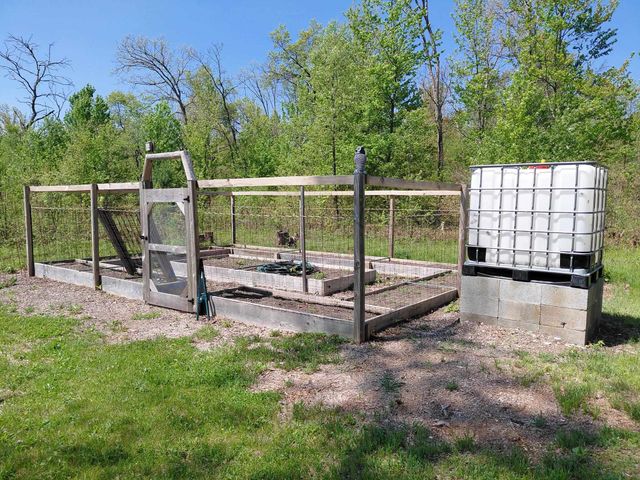 3751 E Townline Lake Road, Harrison, MI 48625