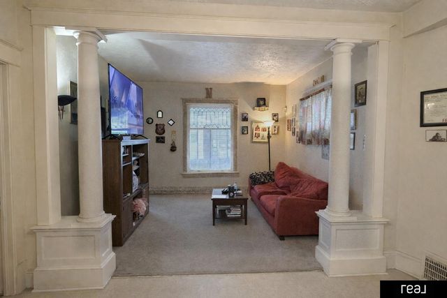 2857 Corby Street, Omaha, NE 68111