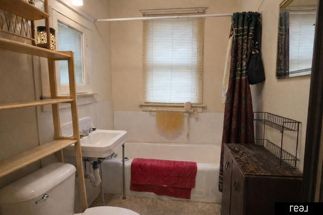 2857 Corby Street, Omaha, NE 68111