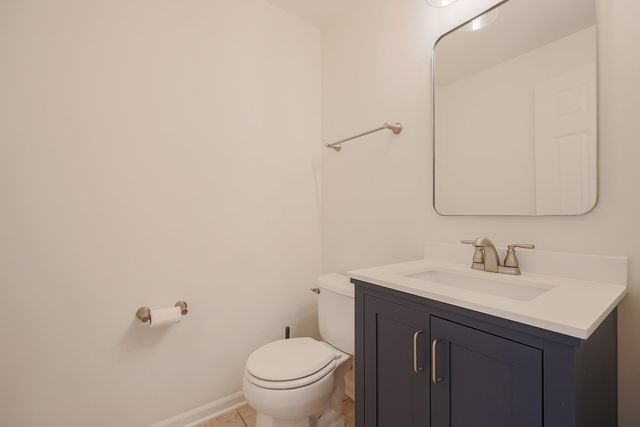 8607 Waukegan Road, Morton Grove, IL 60053