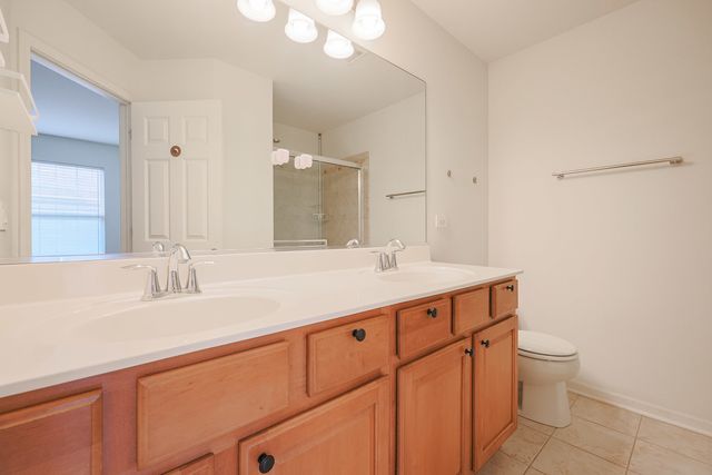 8607 Waukegan Road, Morton Grove, IL 60053