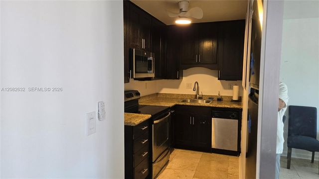 3000 Riomar Street 701, Fort Lauderdale, FL 33304