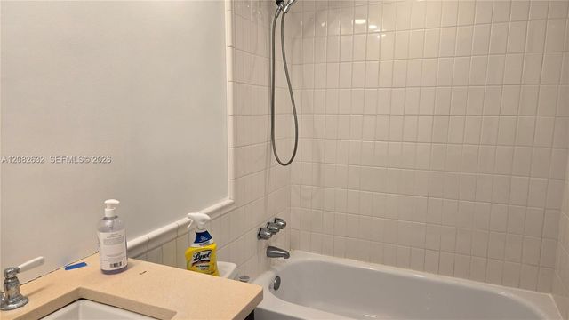 3000 Riomar Street 701, Fort Lauderdale, FL 33304