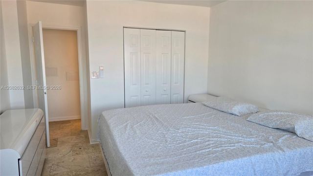 3000 Riomar Street 701, Fort Lauderdale, FL 33304