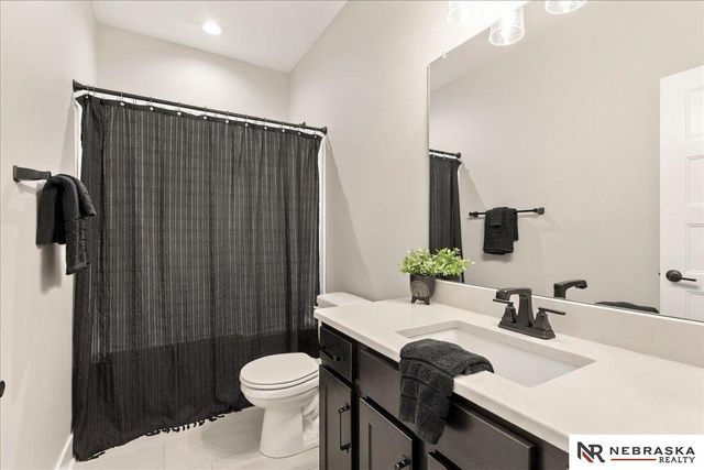 11010 N 169th Street, Bennington, NE 68007