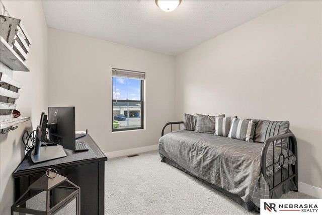 11010 N 169th Street, Bennington, NE 68007
