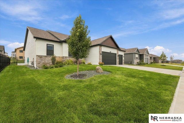 11010 N 169th Street, Bennington, NE 68007