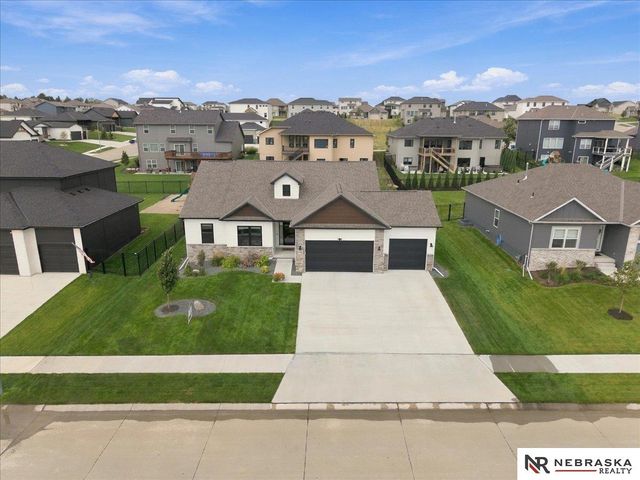 11010 N 169th Street, Bennington, NE 68007