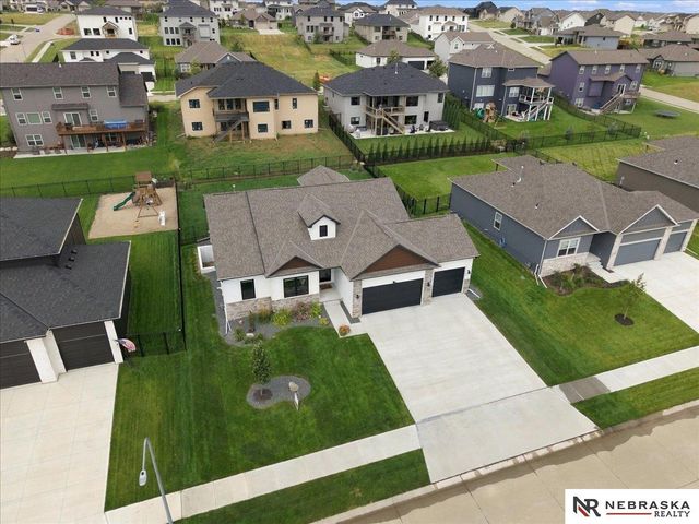 11010 N 169th Street, Bennington, NE 68007