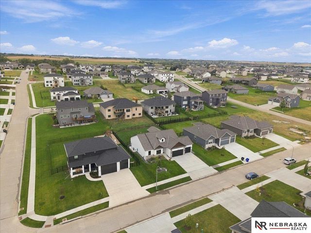 11010 N 169th Street, Bennington, NE 68007