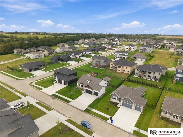 11010 N 169th Street, Bennington, NE 68007
