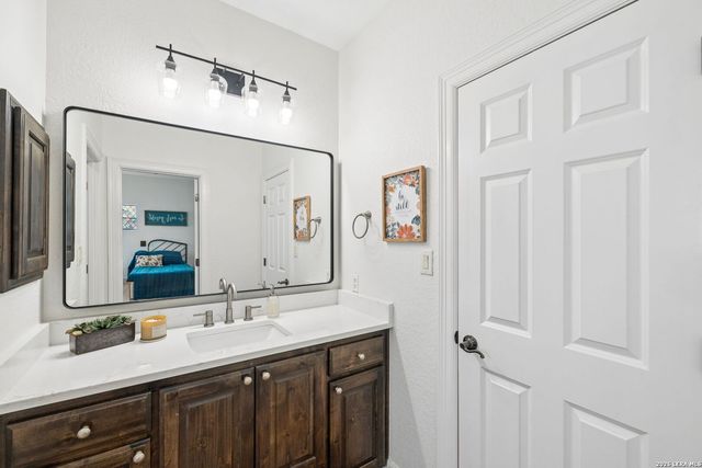 25215 Fairway Springs, San Antonio, TX 78260